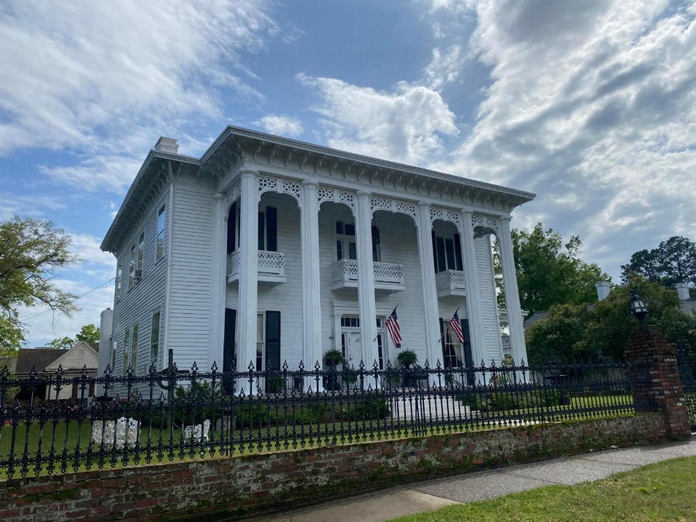 Shadowlawn Bed and Breakfast Main image