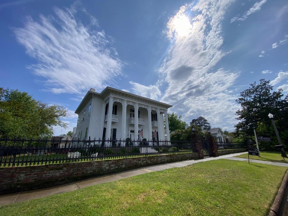 Shadowlawn Bed and Breakfast